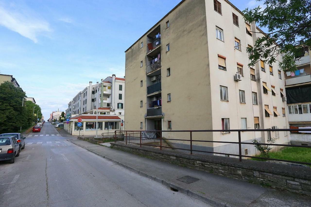 Apartment Anna With Free Private Parking Pola Esterno foto