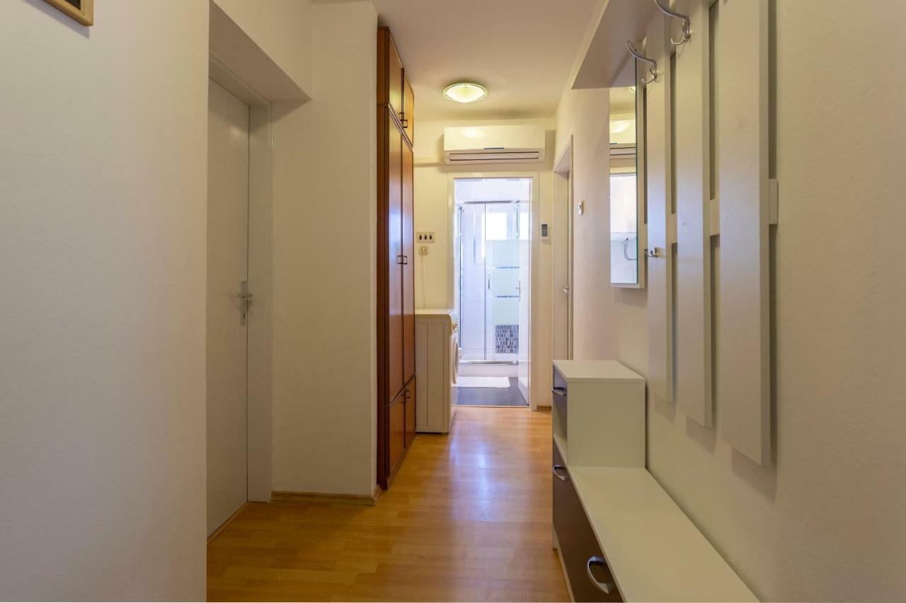 Apartment Anna With Free Private Parking Pola Esterno foto