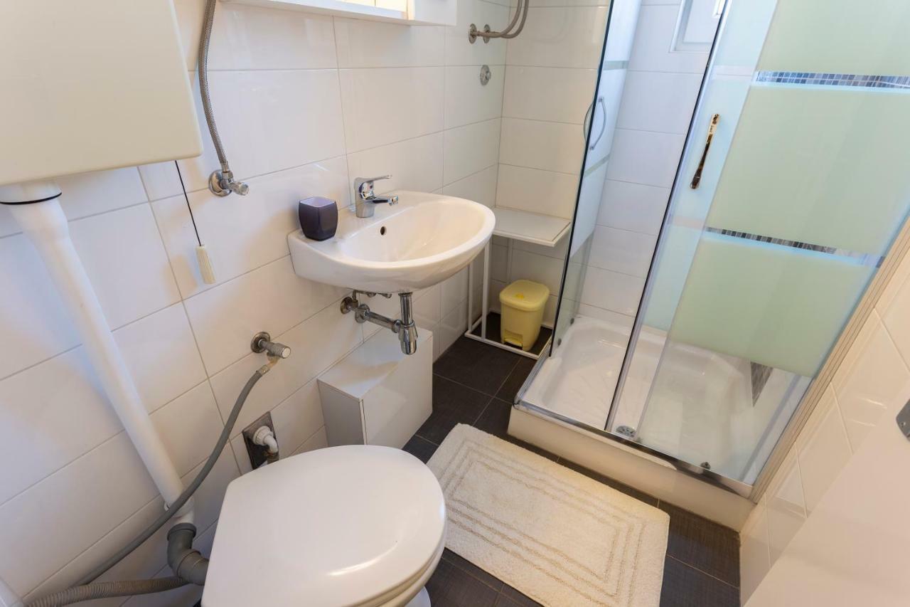 Apartment Anna With Free Private Parking Pola Esterno foto