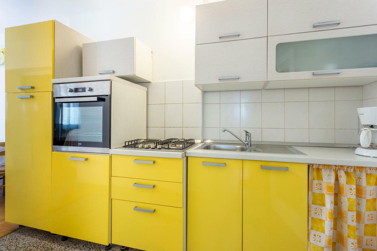Apartment Anna With Free Private Parking Pola Esterno foto